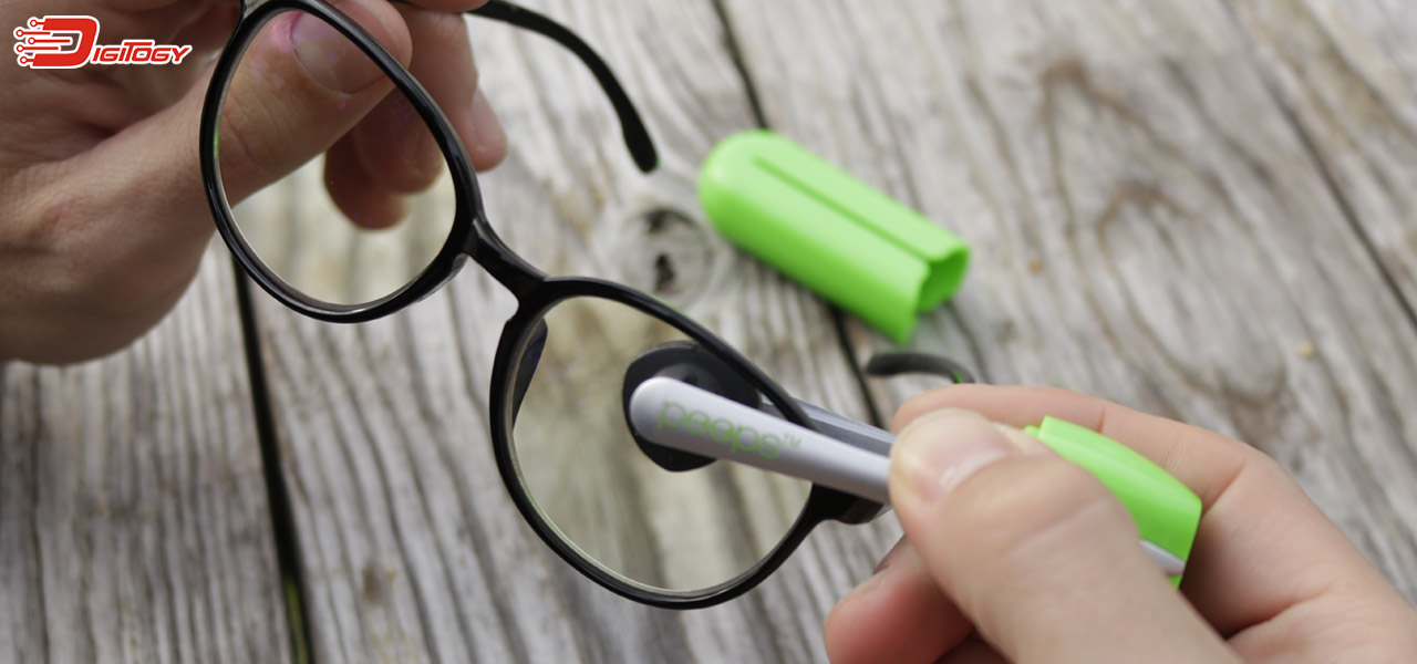 peeps eyeglass cleaner