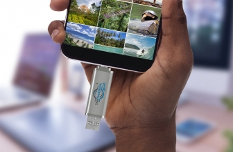 The PhotoStick Mobile Review 2022: Backup Your Photos With 1 Click